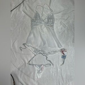 NWT. Victoria’s Secret Bridal 3 Piece